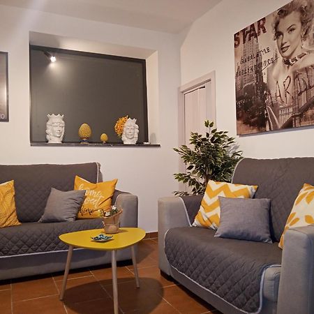 Zisa Home Ai Cantieri Culturali-Facile Posteggio In Strada No Ticket Palermo Exterior foto